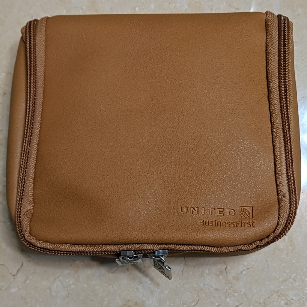 Limited Edition Travel Amenity Kit - New